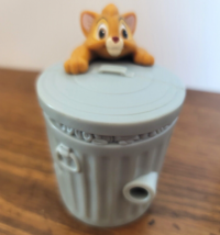 1996 Oliver and Company Disney View Finder Trash Can Burger King Toy 3 3/4&quot; Tall - £3.15 GBP