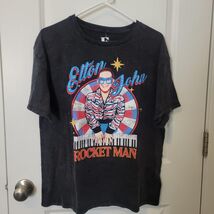 New ELTON JOHN / ROCKET MAN Retro Trendy Graphic T-Shirt Concert - Large... - $10.34