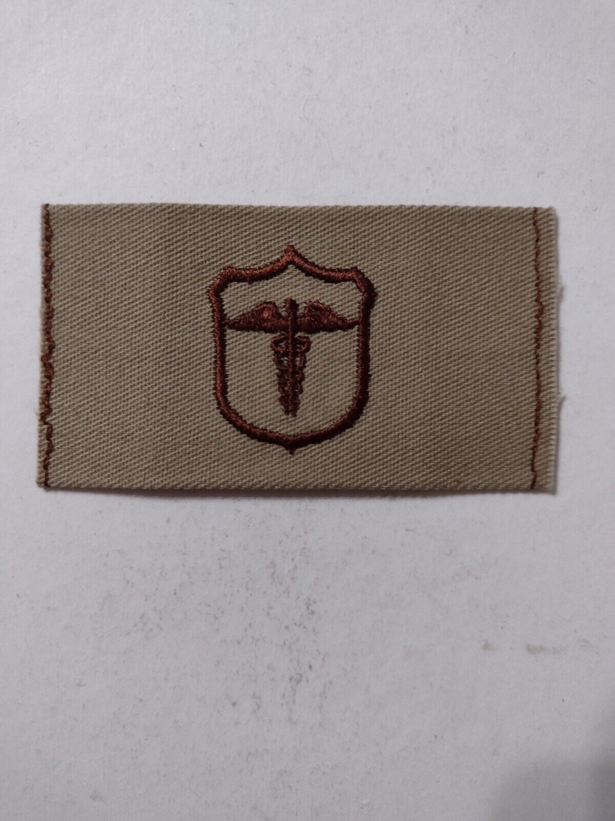 USN HOSPITAL CORPS INSIGNIA DESERT TAN CLOTH USMC SERVICE NEW - $3.50