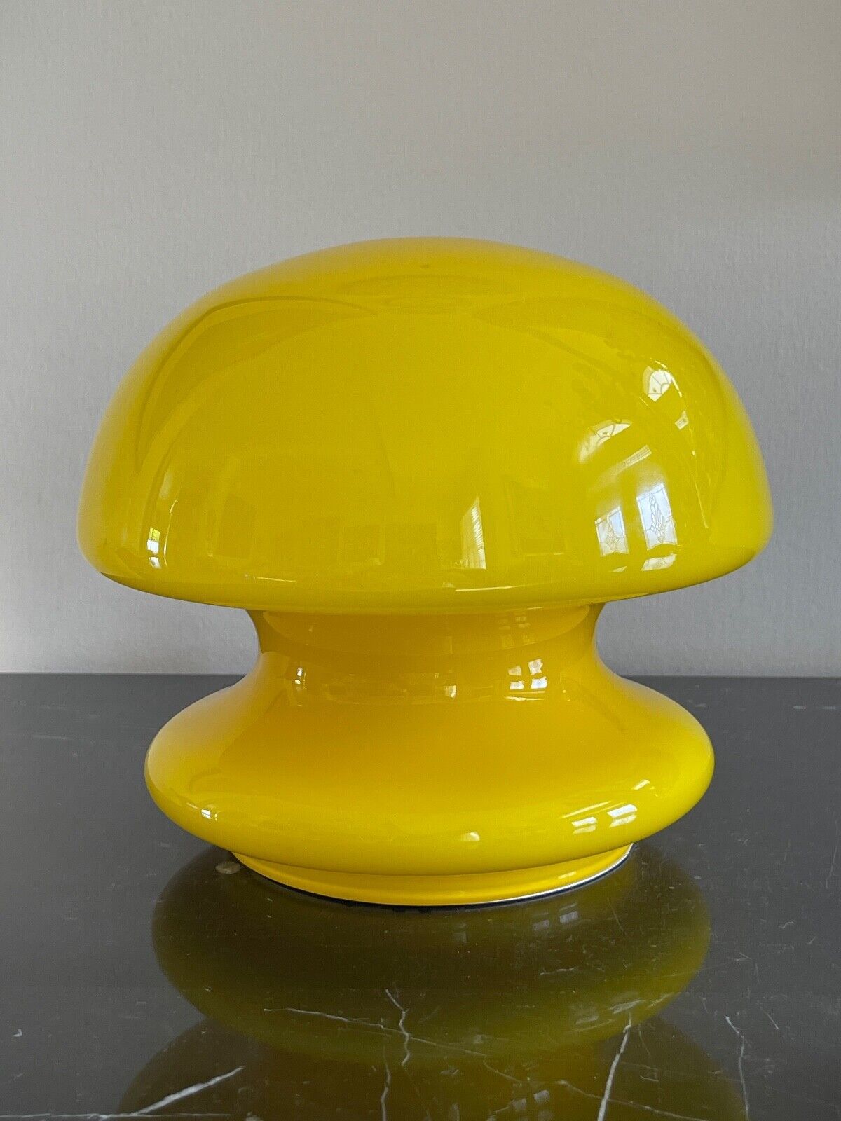Mid Century Modern Yellow Glass Underwriters Laboratories Mushroom Table Lamp - $494.01