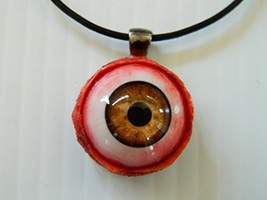 Realistic Human/Zombie Eye Pendant for Halloween, Cos Play (light Brown 26mm) - £12.89 GBP