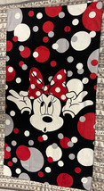 Disney Parks Minnie Mouse Dots Beach Bath Towel 64 x 33 in RETIRED NEW