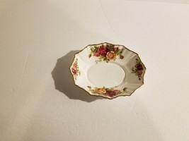 Royal Albert Old Country Roses Candy Dish 5 3/4 x 4 3/4  inch England Bone China - £11.89 GBP