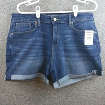 Signature Gold Levi Strauss Size 14 / W32 Women’s Mid Rise 5” Shorts - £17.13 GBP
