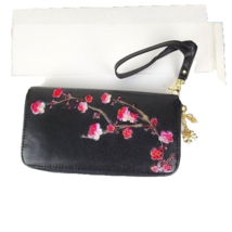Clutch Floral Wallet RFID Women&#39;s With Wrist Strap 3 Sections Card Holders NWOT - £13.96 GBP