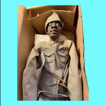 Daddy&#39;s Long Legs Jeremiah Army Uniform Spats Bugle COA Orig Box Karen Germany - $70.13