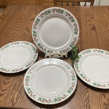 4 Gibson Everyday CHRISTMAS CHARM Holly Berry 10 5/8&quot; Dinner Plates Gold... - $25.49