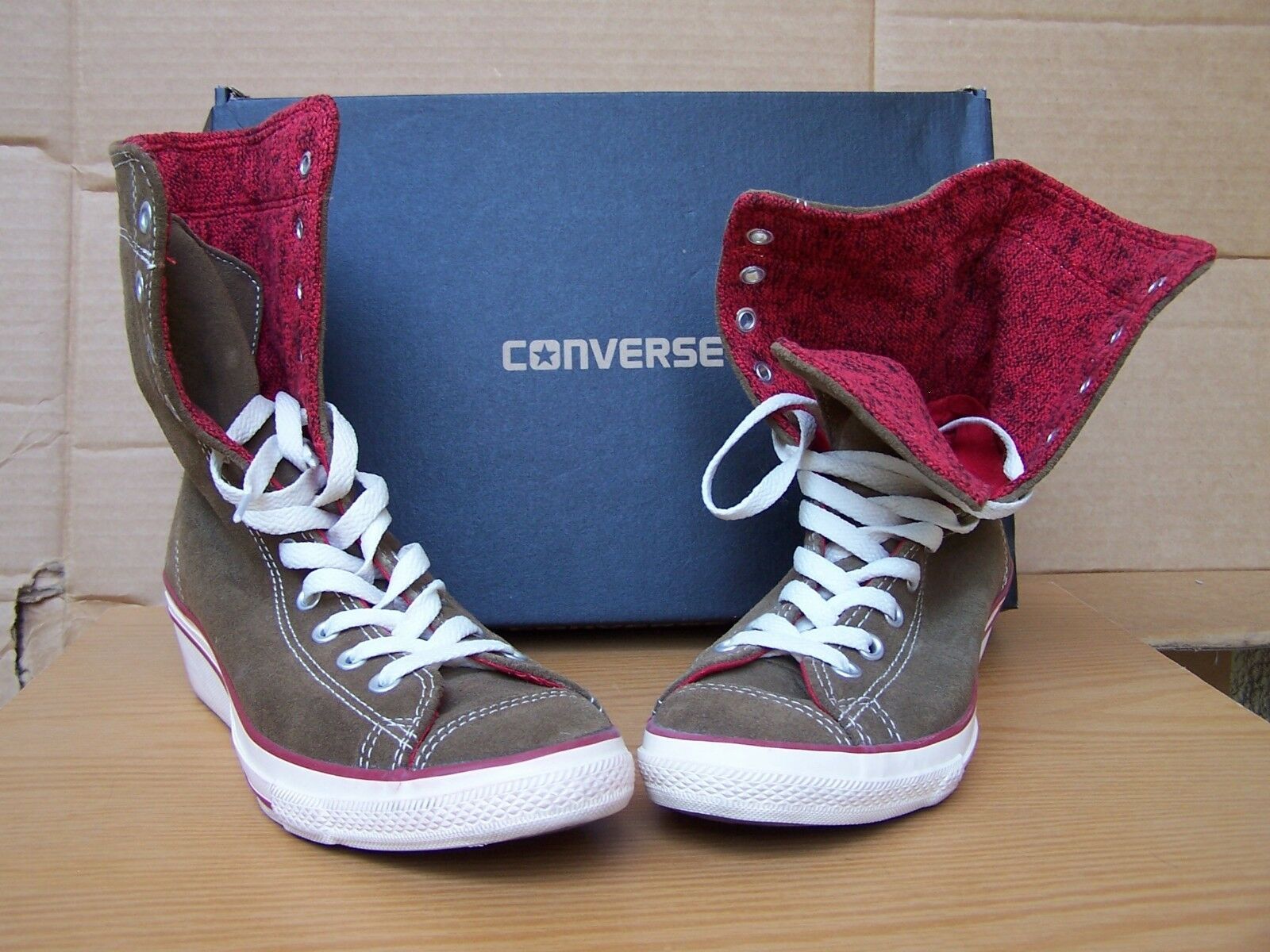 Flip down best sale converse