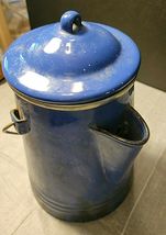 VINTAGE BLUE & WHITE SPECKLED ENAMELWARE COFFEE POT image 3