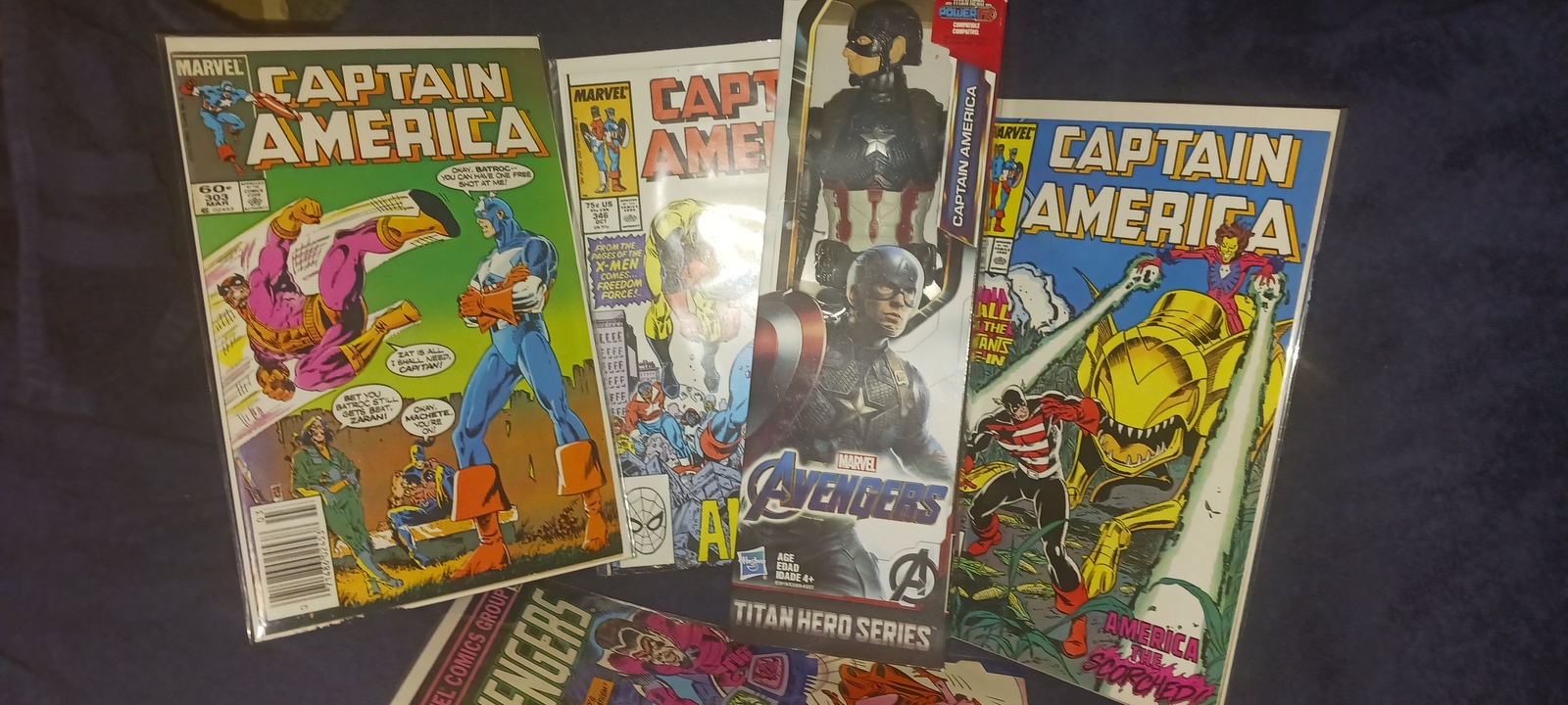 CAPTAIN AMERICA  COLLECTION /MARVEL TITAN HERO FIGURE &amp; 4 MARVEL CLASSIC... - $29.99