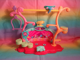 2006 Hasbro Littlest Pet Shop Tricks &amp; Talent Show Stage Playset - as is - $8.26