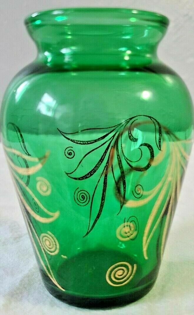 Primary image for Anchor Hocking Small 3 3/4" Bud Vase Emerald Green Glass W Gold Swirl Design