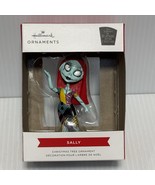 Tim Burton&#39;s Disney&#39;s The Nightmare Before Christmas Sally Christmas Orn... - $280.83 MXN