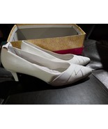 Women&#39;s wedding dress shoes Size 10N New with Tags - $15.00