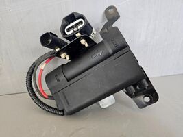 Used Good Condition GM OEM 25956849  Windshield Washer Solvent Heater As... - $108.90