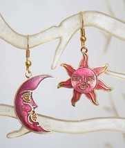 Enchanting Red Genuine Cloisonne Enamel Sun &amp; Moon Face Earrings 1970s v... - £14.38 GBP