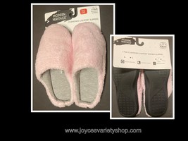 Women&#39;s Furry Cushioned Comfort Slippers Pink Size M Indoor/Outdoor - $7.99