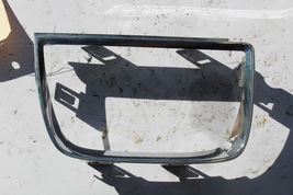 2010-2012  CHEVROLET CAMARO SS REAR BUMPER TAIL LIGHT TRIM LH INNER  R3248 image 2