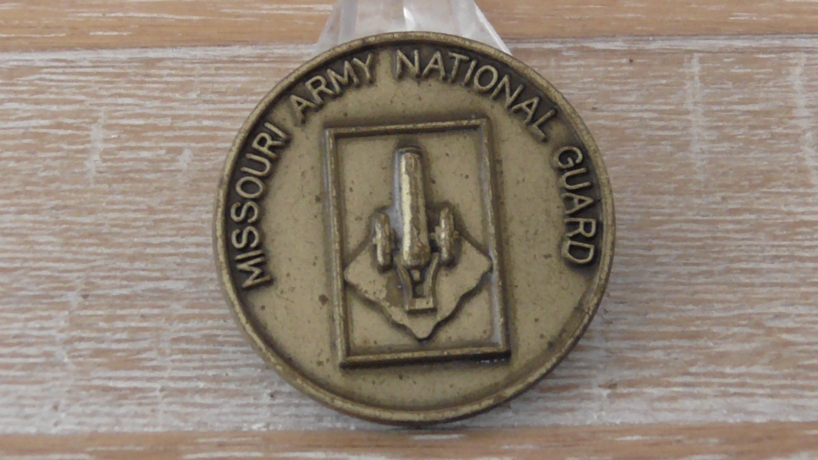 Missouri Army NG 135th Field Artillery Brigade Challenge Coin #C881 - $18.80