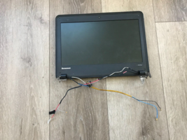 Lenovo Thinkpad X131e 11.6&quot; Glossy LCD Screen Complete Assembly - £3.98 GBP