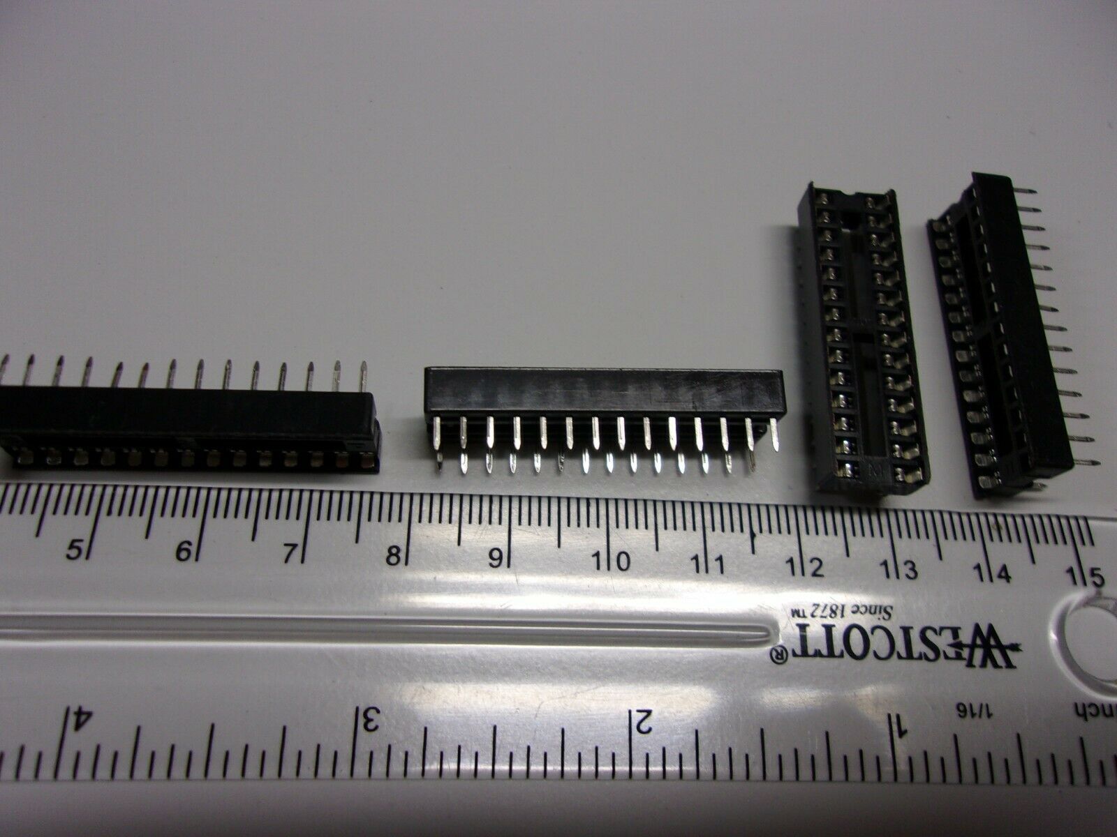5 Pack Lot DIP28 DIP IC Sockets 28 Pins 2 Rows 14 Pins Sides Integrated Circuit Item image 8