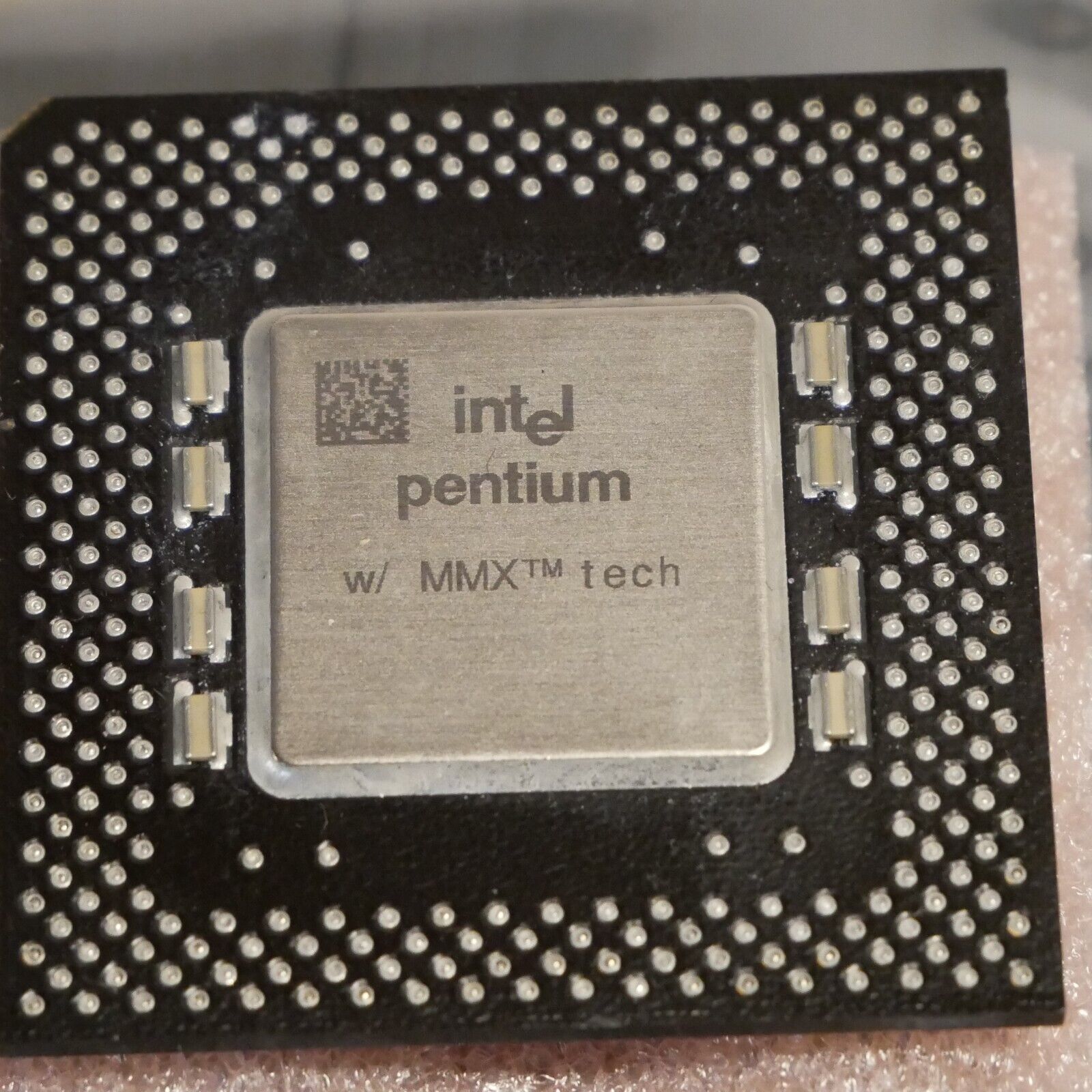 Primary image for Intel Pentium P166 A80503166 166MHz CPU Processor with MMX - Tested & Working 11