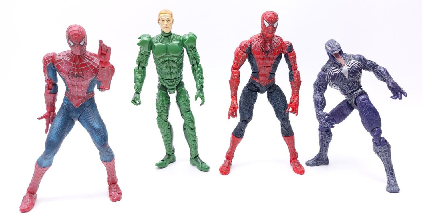 Toy Biz Spider-Man 2003 Spiderman 6" Figure + Green Goblin ... Lot - £42.07 GBP
