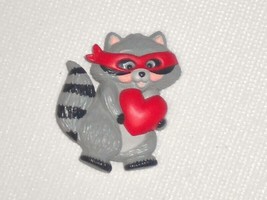 Vintage Hallmark Valentine's Day Lapel Pin - Raccoon with Heart - £10.11 GBP