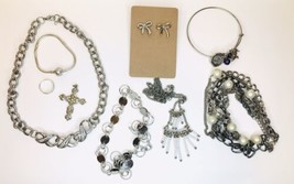 Vintage to Now Silver Tone Jewelry Lot Necklaces Earrings Bracelets Unte... - £18.13 GBP