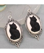 Purrfection Cat Cameo Silver Earrings - €11,90 EUR