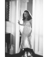 Kathleen Turner vintage 4x6 inch real photo #452168 - £3.78 GBP