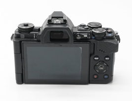 Olympus OM-D E-M5 Mark II 16MP Mirrorless Digital Camera (Body Only) ISSUE image 6