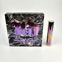 URBAN DECAY Limited Edition Troublemaker Eyeshadow Palette  - $501.10 MXN
