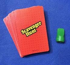 1983 Scavenger Hunt Board Game Replacement Parts Pieces: Card Deck + Green Pawn - £5.04 GBP