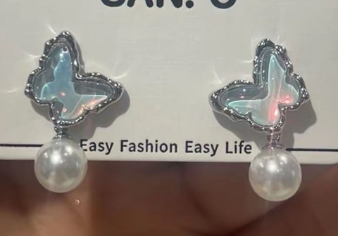 Primary image for Aurora Blue Butterfly Pearl studs Fresh sweet ins wind earrings