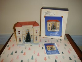 Hallmark 2003 Town Hall And Mayor&#39;s Christmas Tree Anniversary Edition O... - $23.99