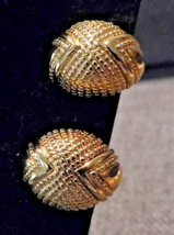 NINA RICCI Vintage Gold Tone Textured Clip On Earrings EX+ - £47.14 GBP