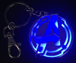 Disney Avengers Campus Light-Up Keychain Purse Bag Charm Marvel - 2&quot; Dia... - £7.47 GBP