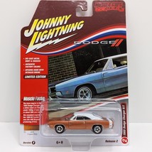 Johnny Lightning 1:64 1969 Dodge Charger R/T Muscle Cars USA Diecast Lim... - $139.24 MXN