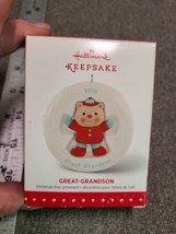 2015 Hallmark GREAT GRANDSON Ornament FAMILY Great Grandparents SNOW ANG... - $2.38
