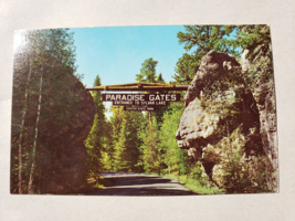 Vintage Postcard - Paradise Gate Sylvan Lake SD 1960s- Rushmore News - £11.79 GBP