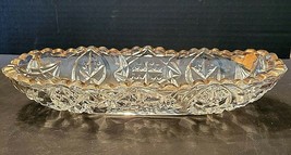 GLASS RELISH TRAY OBLONG SCALLOPED GOLD EDGES - $31.52 CAD