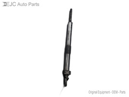 Glow Plug For 07-10 Chevrolet Silverado 2500 HD  6.6 - £15.36 GBP