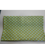 Fat Quarter (new) Backyard Blooms - GREEN W/DESIGN - £5.94 GBP