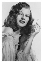Rita Hayworth Sexy Hollywood Actress Smoking Cigarette 1946 4X6 Photo - £6.35 GBP