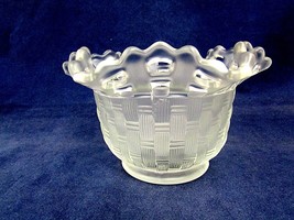 Fenton Ruffled Open Edge Crystal Frosted Basket Weave Rose Bowl Vase  - $15.68