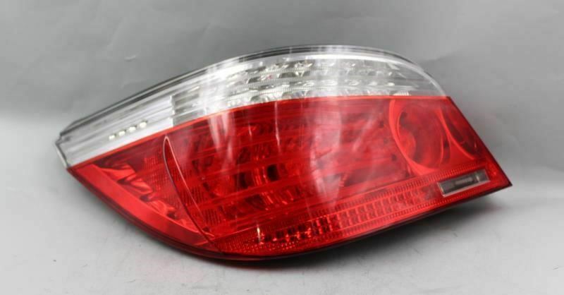 Left Driver Side Tail Light Quarter Panel Mounted 2008-2010 BMW 528i OEM #227 - £70.78 GBP