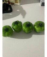 Art Glass Green Bell Peppers Set Of 4 GREAT Color Very Realistic - $379.72 MXN