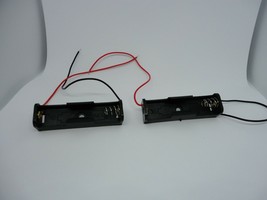 2 Pcs Pack Lot 1.5V Single AA Battery Holder Socket Case Box Enclosure Cables A+ - £8.32 GBP