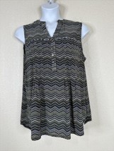 NWT Cocomo Womens Plus Size 2X Blue/Green Zig-Zag Studded V-neck Top Sleeveless - £22.21 GBP